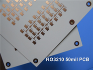 로저스 RF PCB는 마이크로 스트립 패치 안테나를 위한 침지 금으로 RO3210 50 밀리리터 1.27 밀리미터 DK10.2를 토대로 했습니다