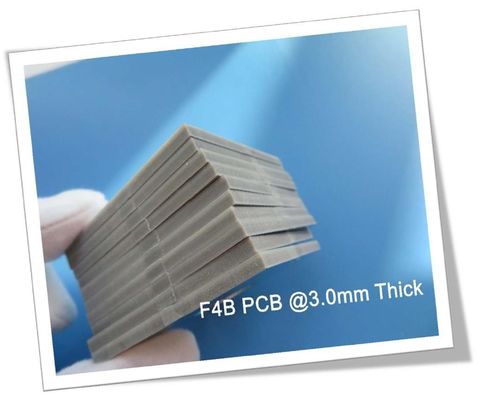 3.0 밀리미터 두께 1 온스 구리와 패치 안테나를 위한 HASL 무연성과 F4B 고주파 PCB DK 2.2 PTFE PCB